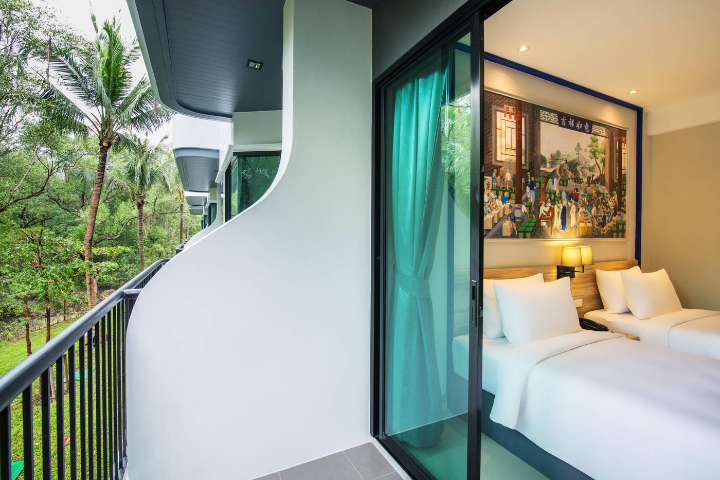 Holiday-Inn-Resort-Krabi-Ao-Nang-Beach-Room-15