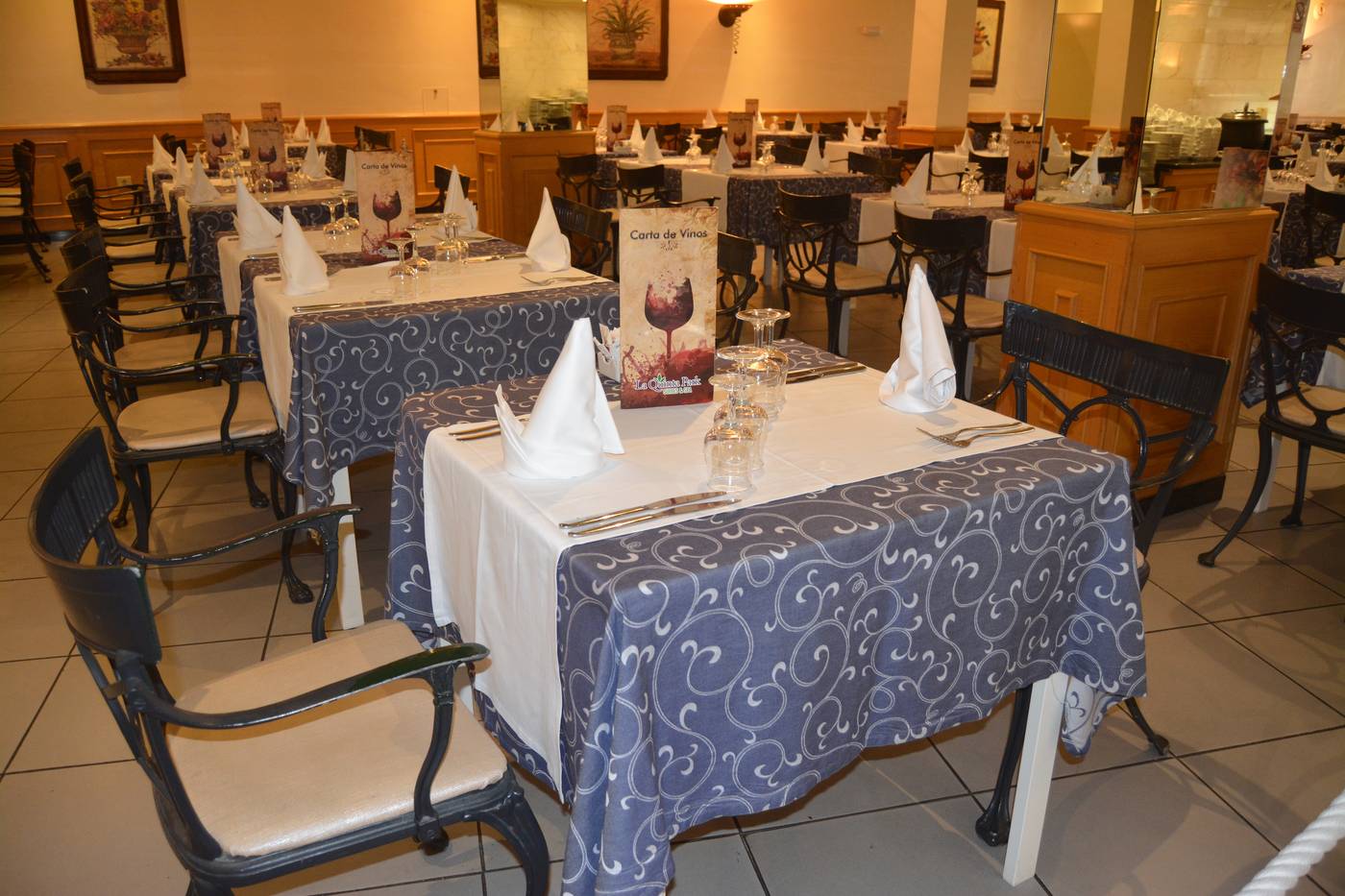 Hotel-Spa-La-Quinta-Park-Suites-Bar-20