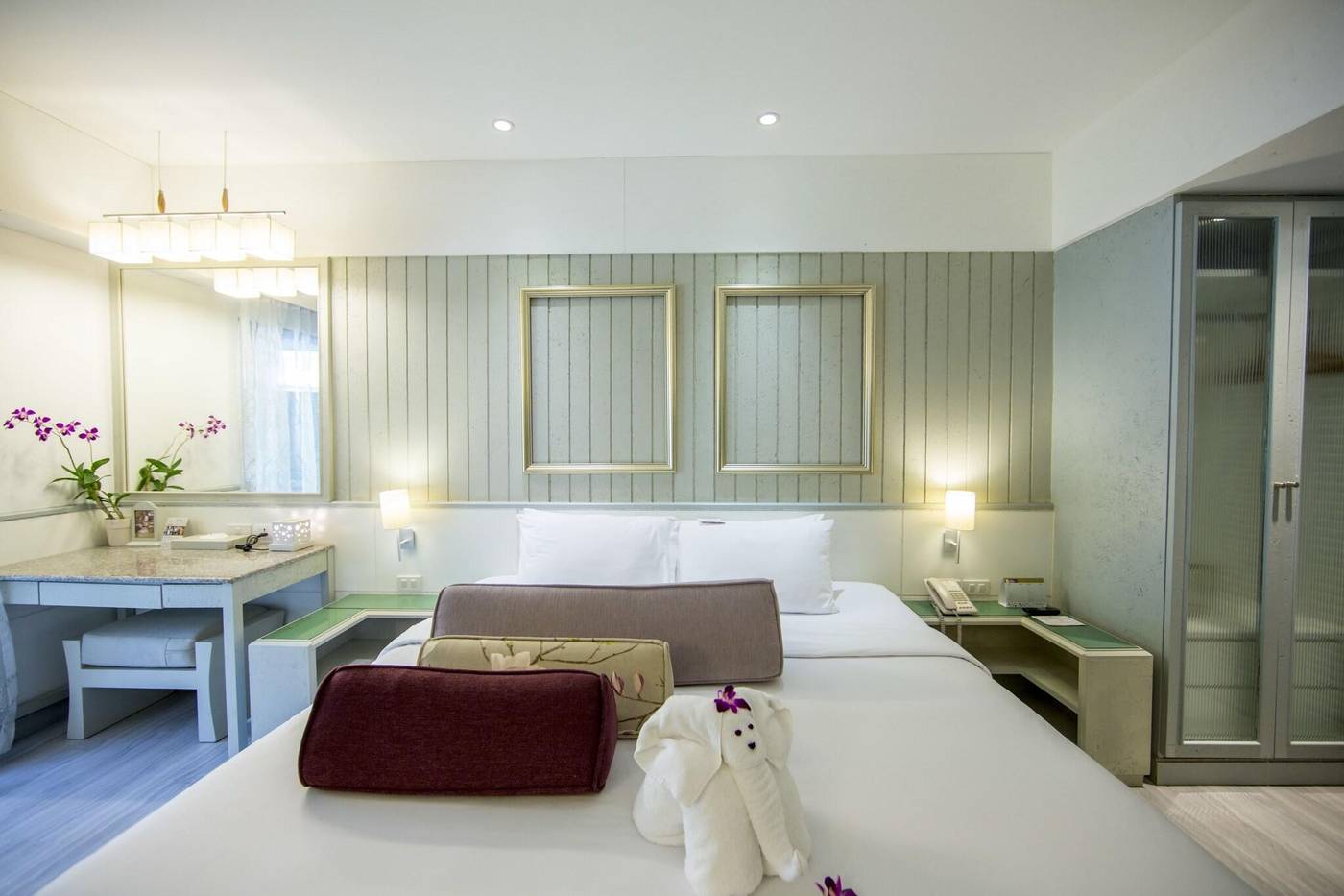 Katathani-Phuket-Beach-Resort-Room-52