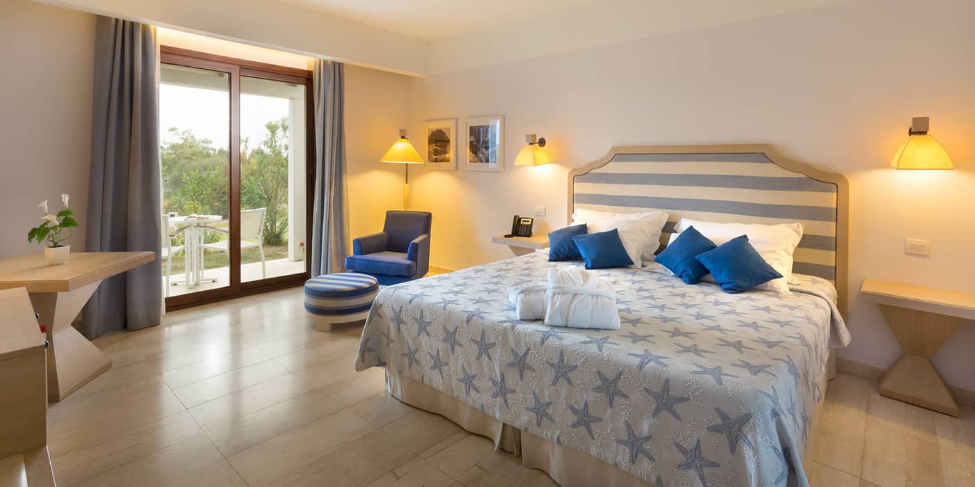 Grande-Baia-Resort-Hotel-Room-14