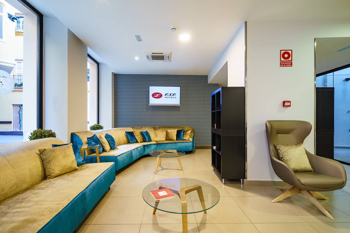 Exe-M-laga-Museos-Lobby-37