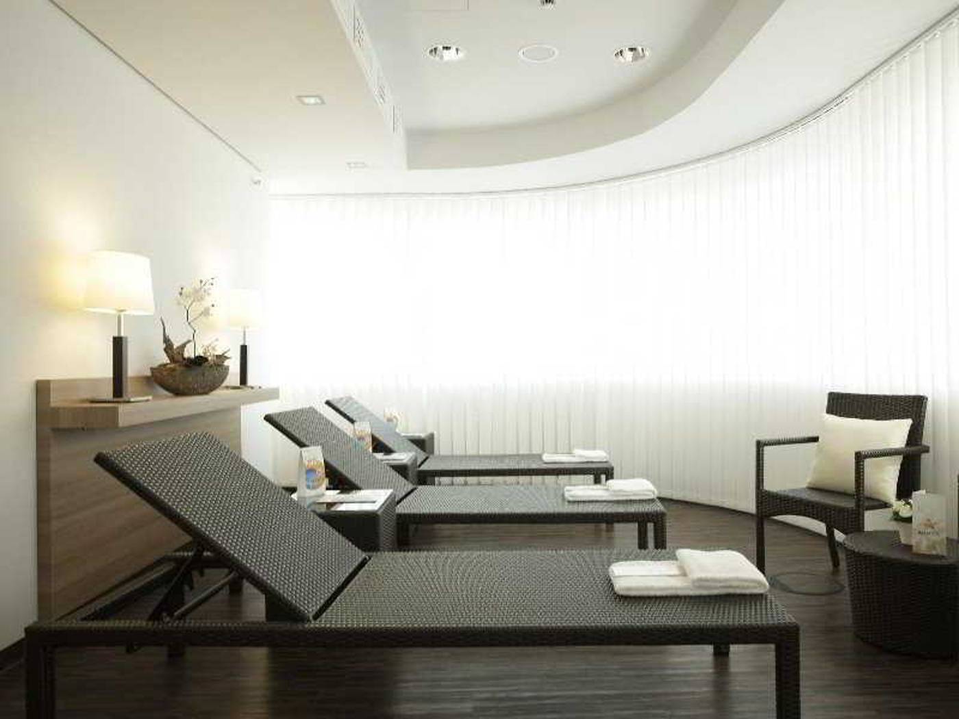 H4-Hotel-Berlin-Alexanderplatz-Sports-and-Entertainment-8