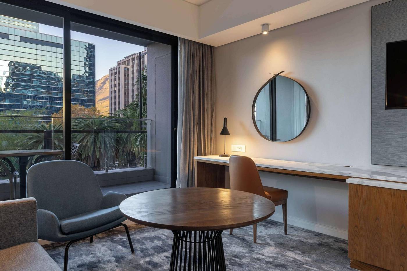 Park-Inn-by-Radisson-Cape-Town-Foreshore-Room-41