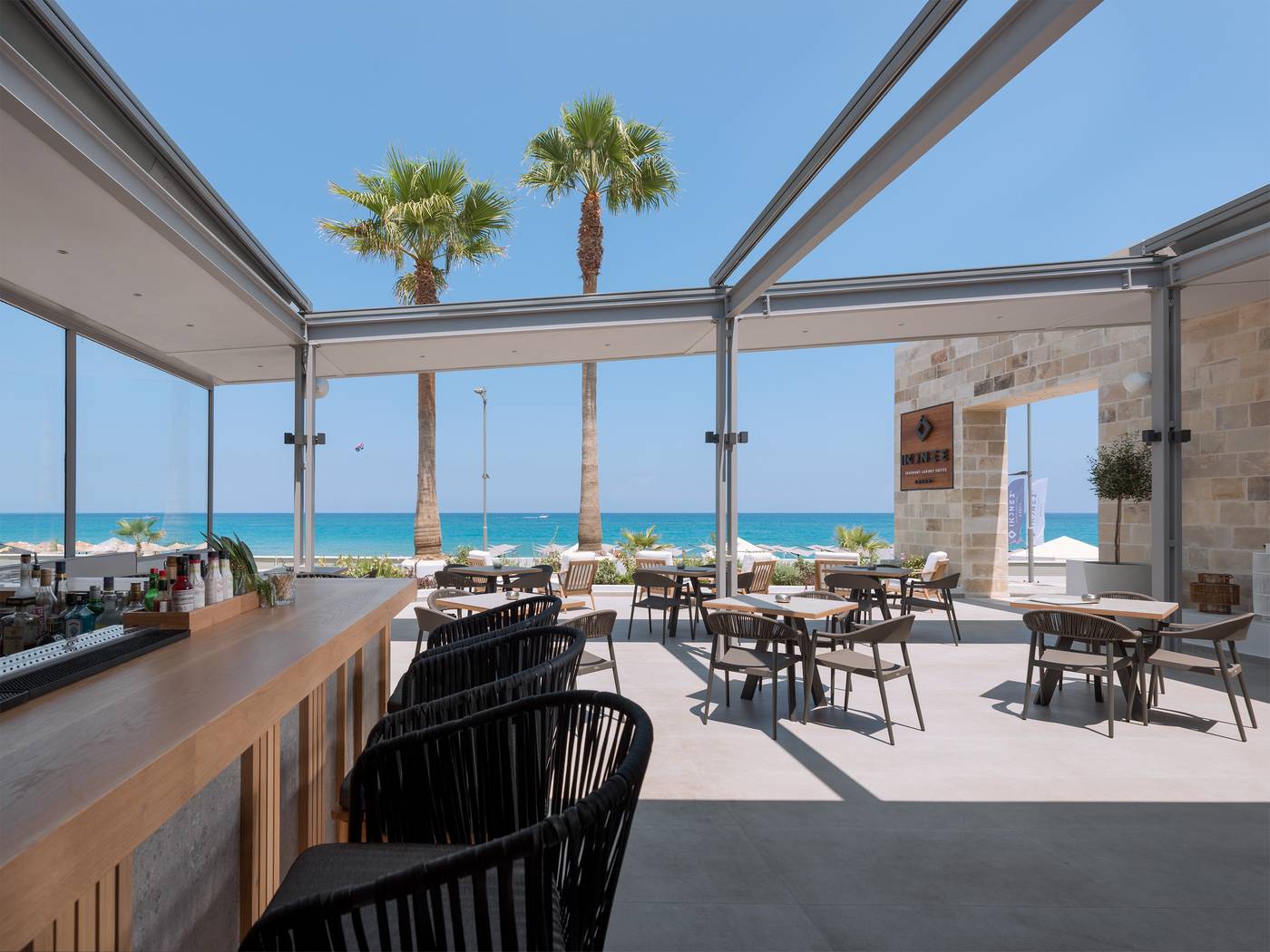 Ikones-Seafront-Luxury-Suites---Adults-Only-Bar-58