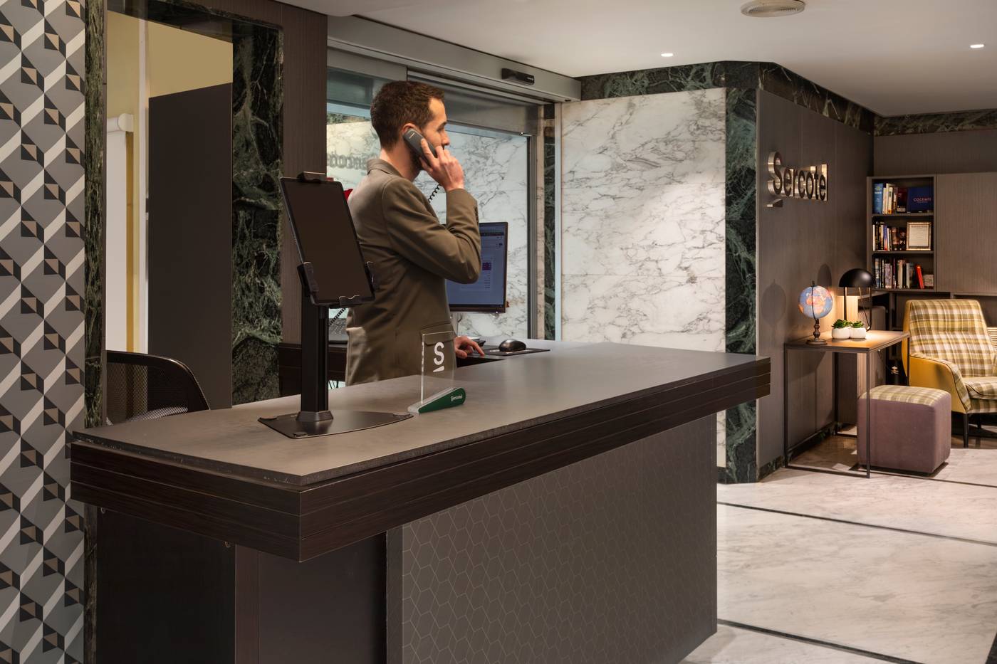 Sercotel-Togumar-Lobby-11