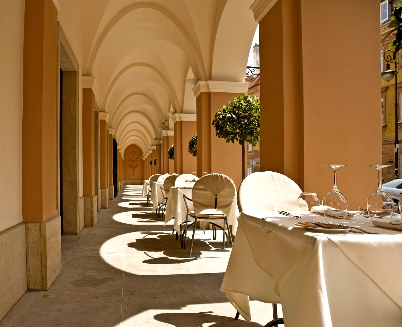 Mamaison-Hotel-Le-Regina-Warsaw-General-view-2