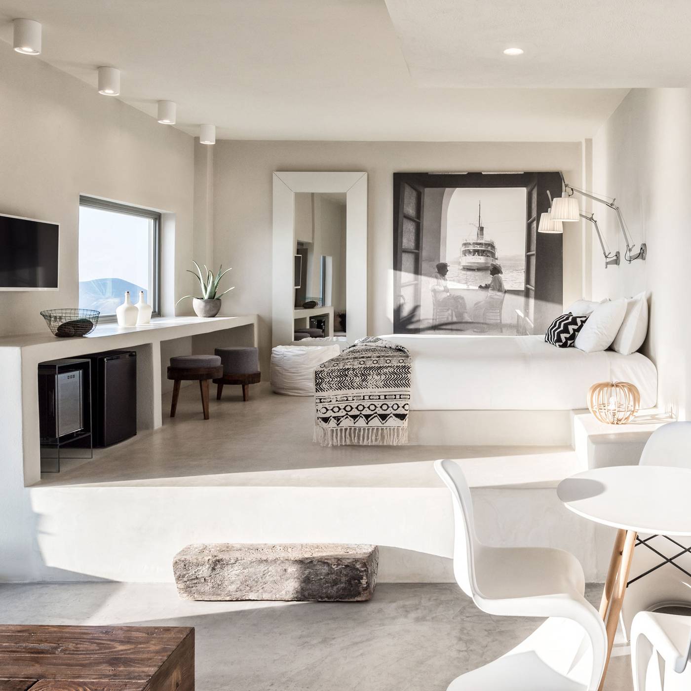 West-East-Suites-Room-29