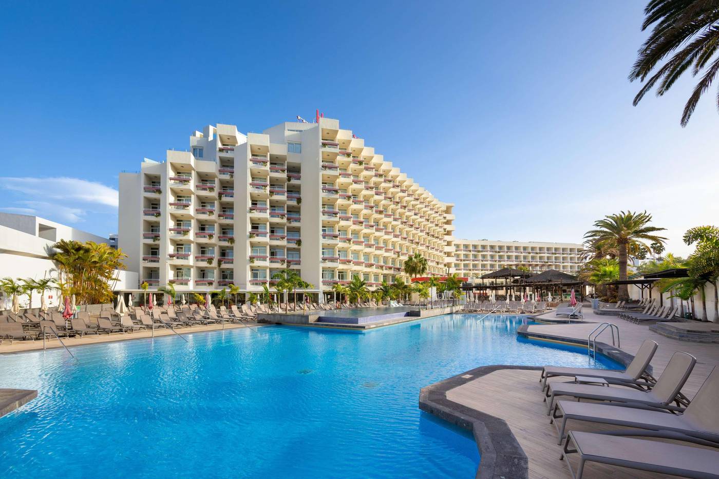 Alexandre-Hotel-Troya-Pool-1