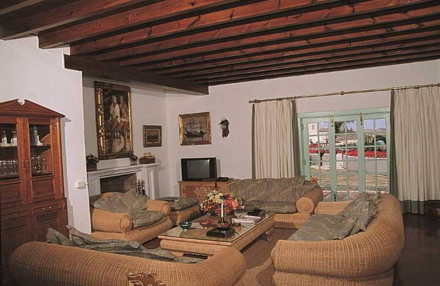 Casa-del-Embajador-Lobby-9