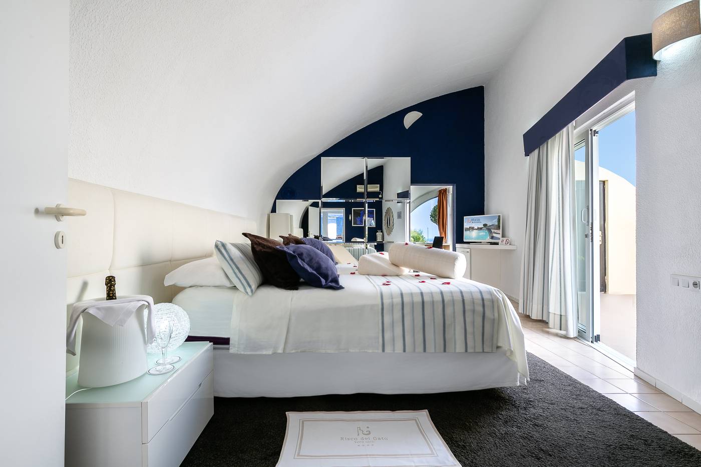 Risco-del-Gato-Suites-LIVVO-Senses-Collection-Room-34