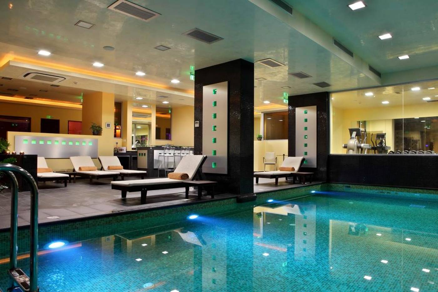 Royal Paradise Beach Resort & Spa