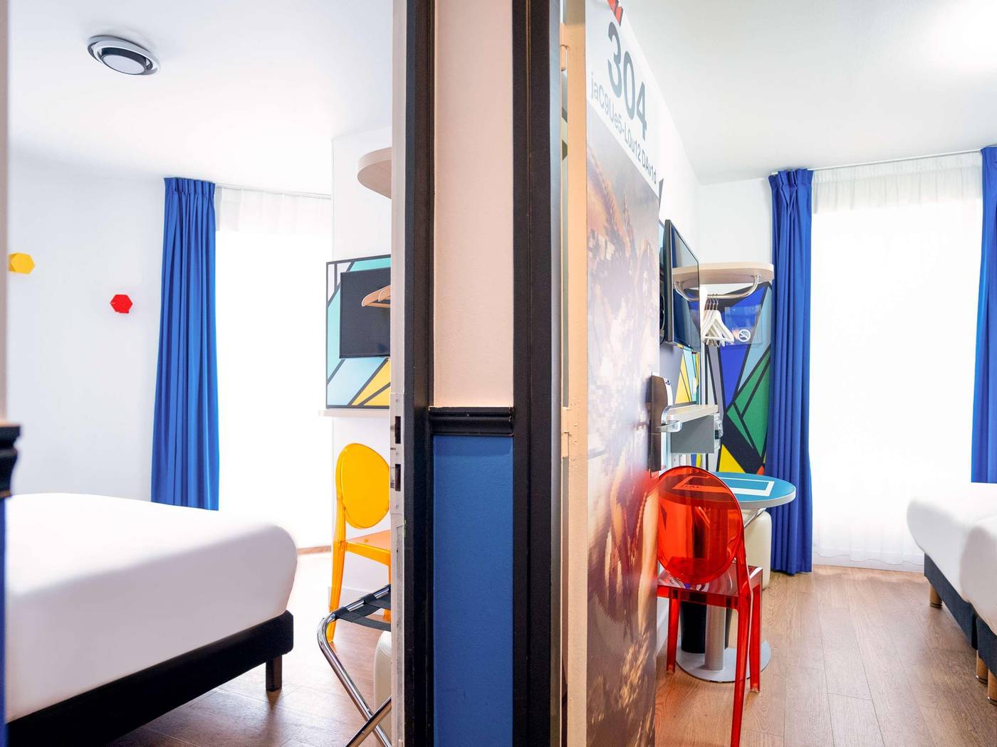 ibis-Styles-Paris-Maine-Montparnasse-Room-32
