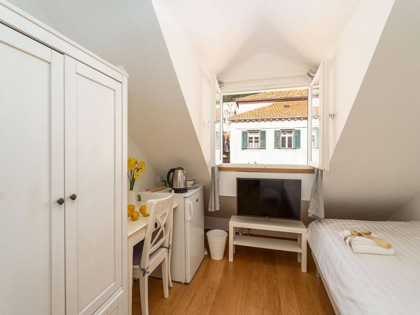 Lumin-Guesthouse-Room-63