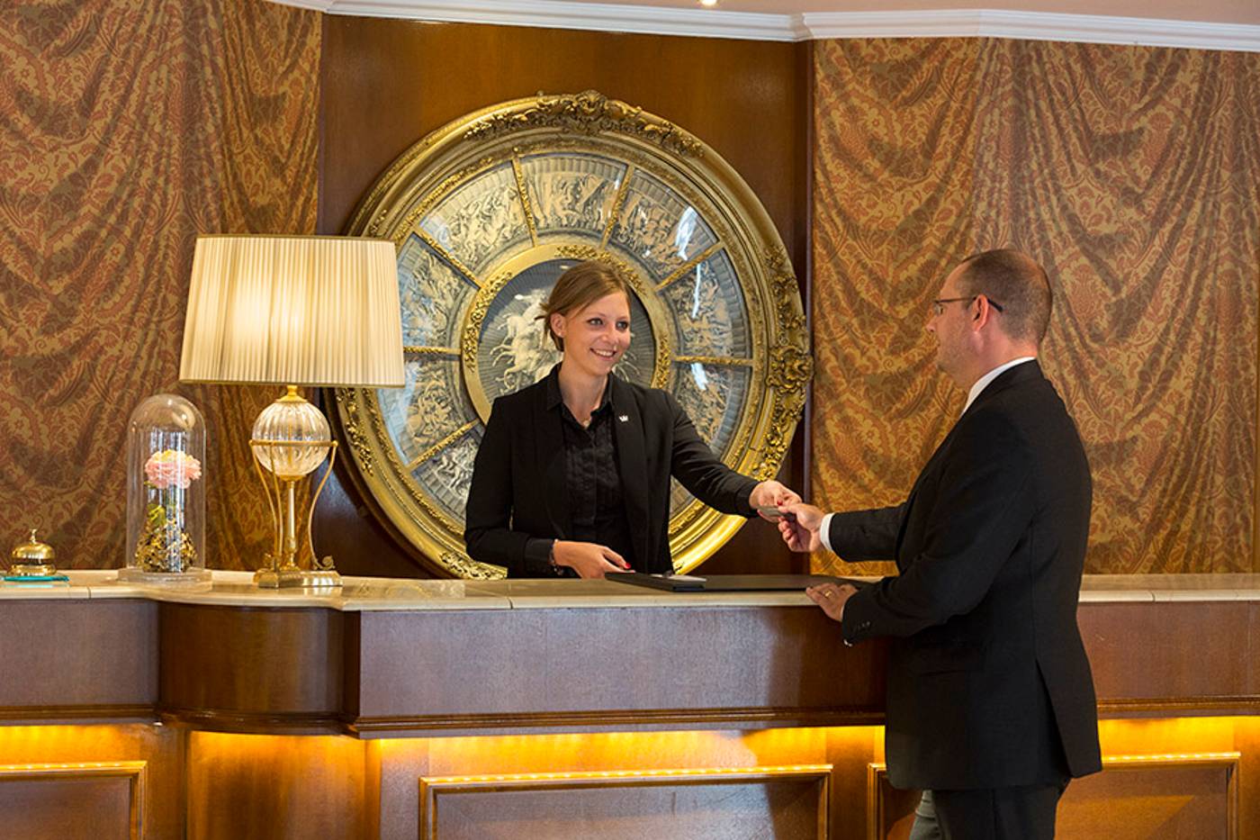 Warwick-Brussels-Lobby-4