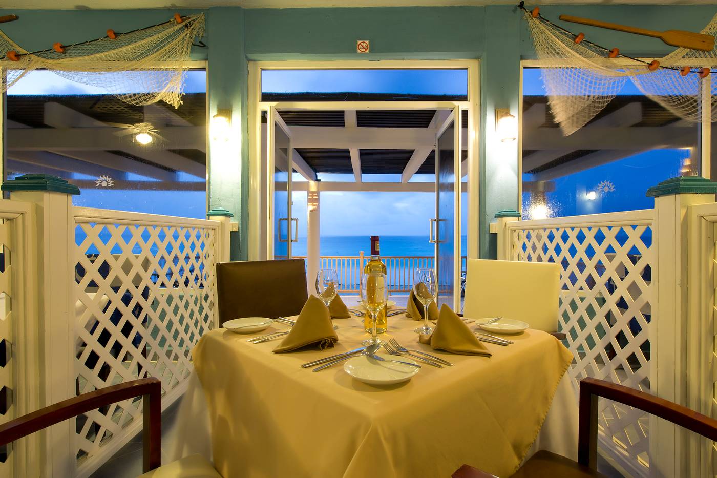 Golden-Parnassus-Resort--Adults-Only-All-Inclusive-Restaurant-28