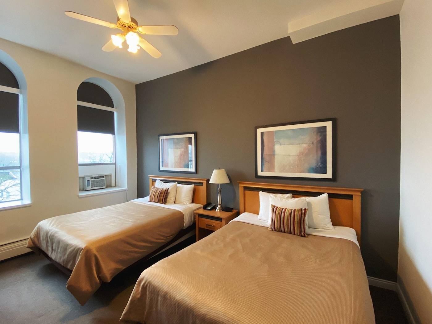 The-Met-New-Westminster-Room-8