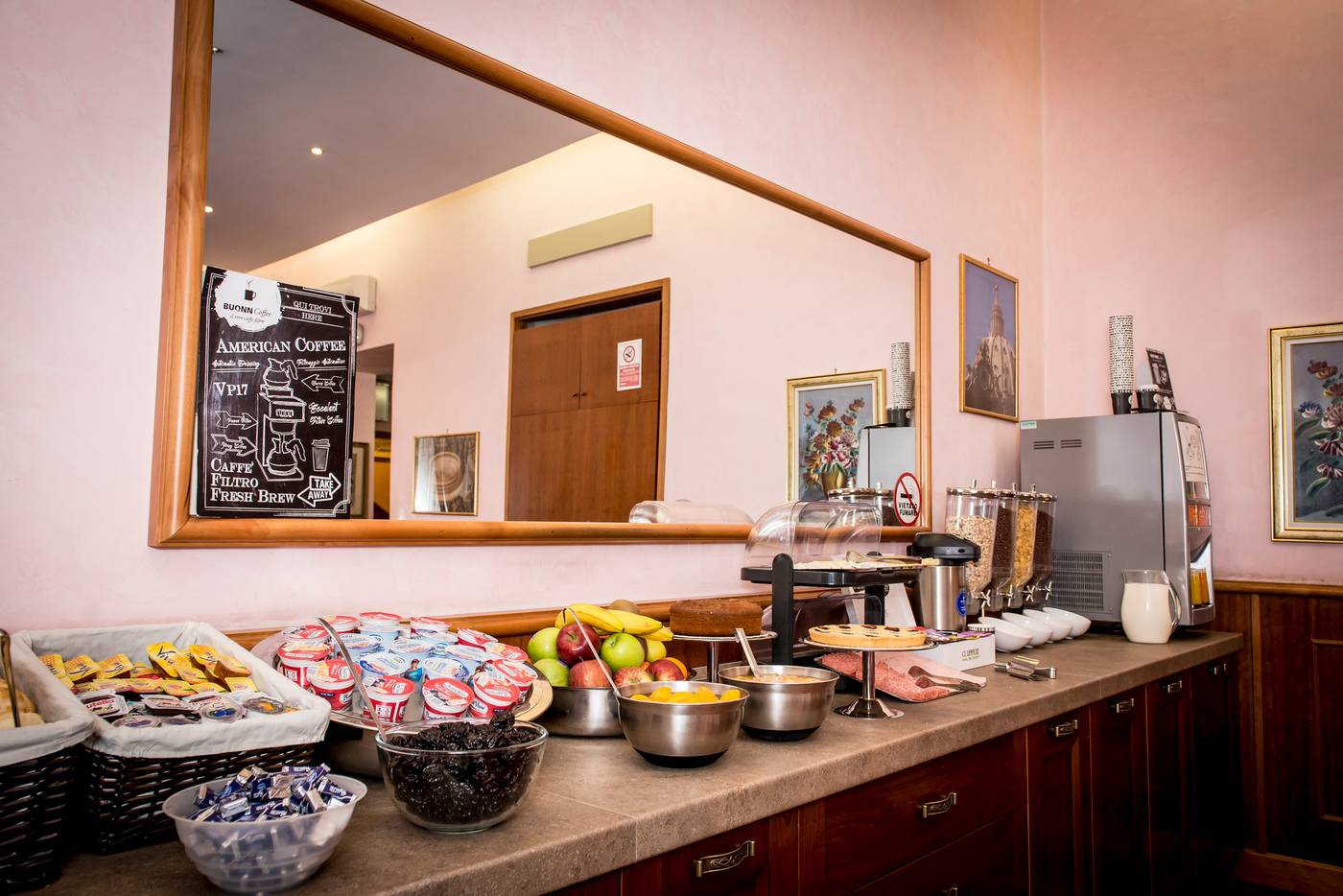 Emmaus-Restaurant-40