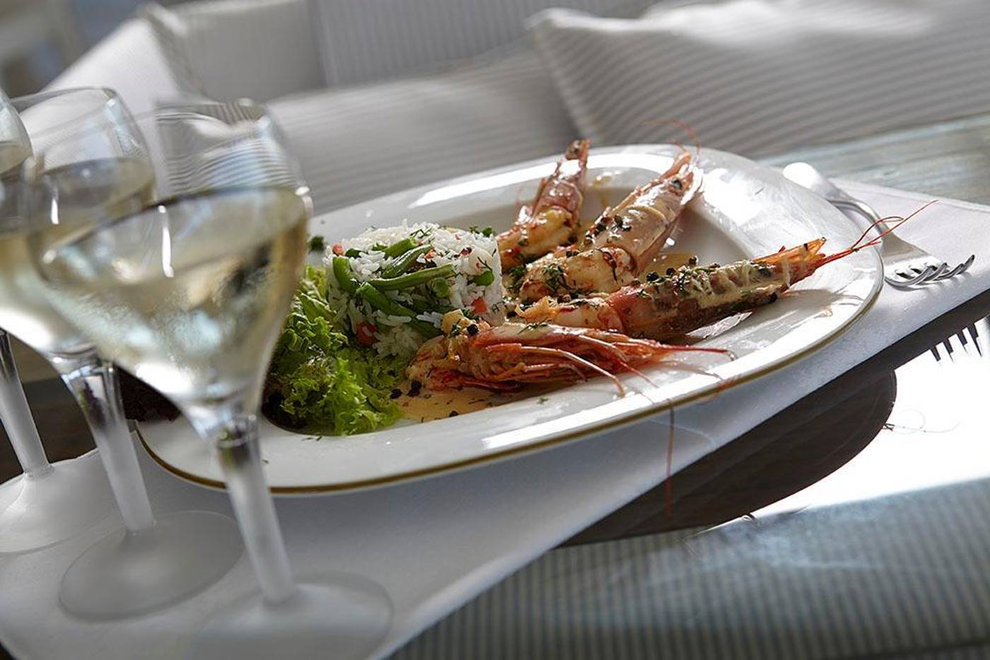 Smy-Orizontes-Santorini-Restaurant-34