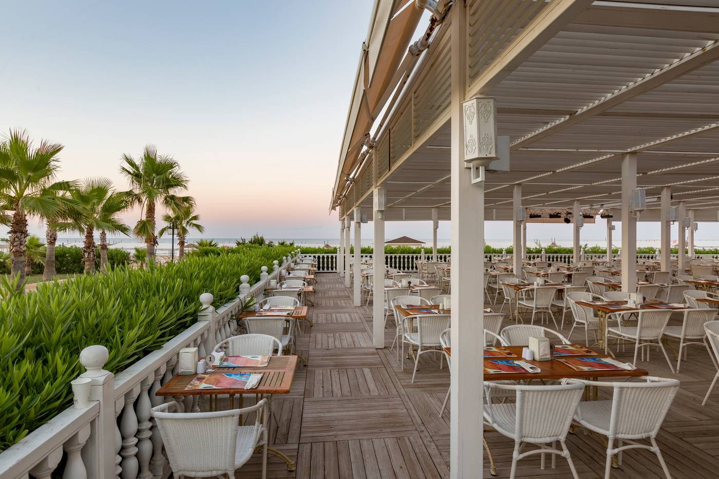 Royal-Alhambra-Palace-Restaurant-69