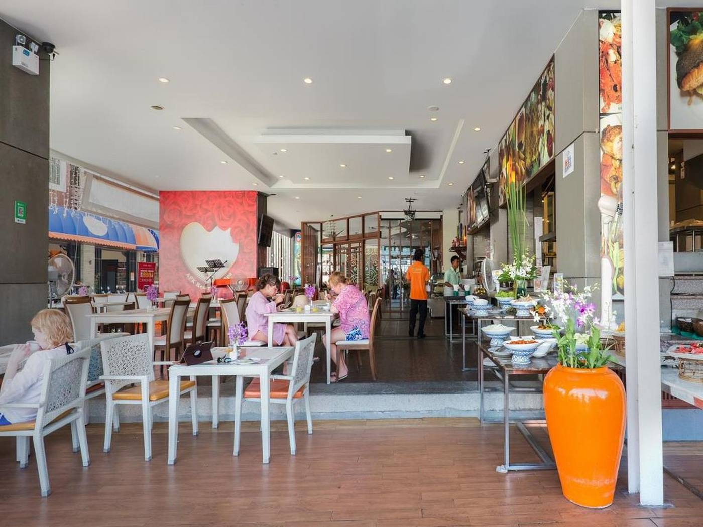 APK-Resort-And-Spa-Restaurant-45