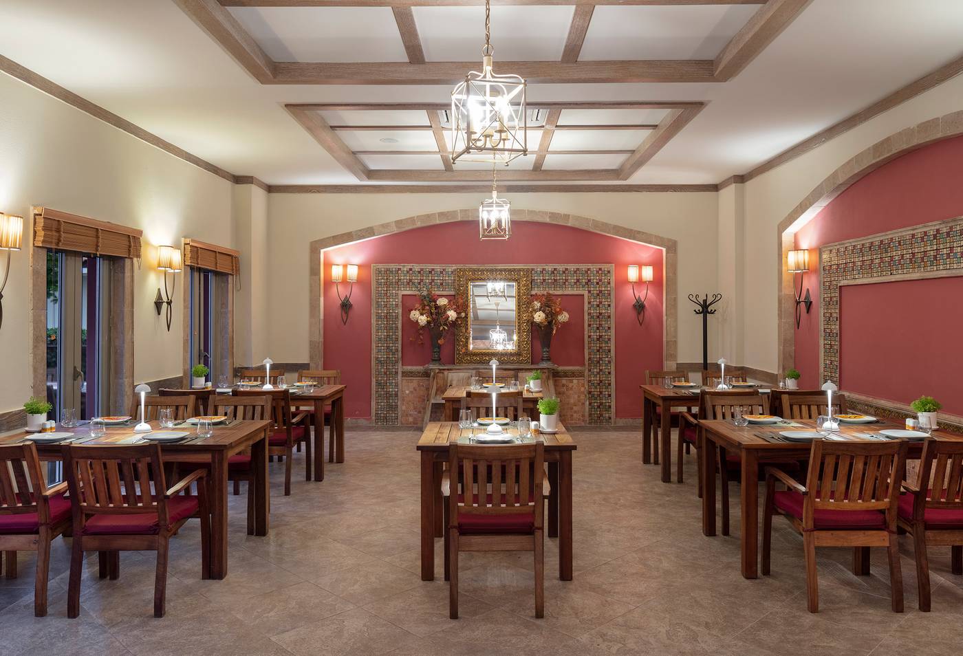 Ela-Excellence-Resort-Belek-Restaurant-54