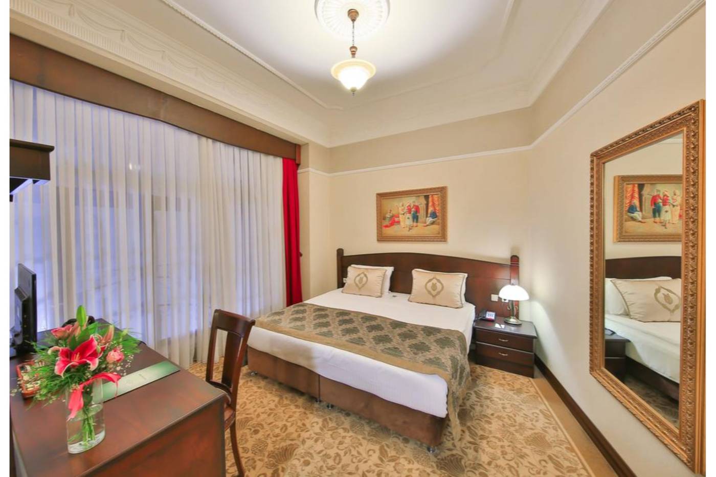 Legacy-Ottoman-Hotel-Room-38
