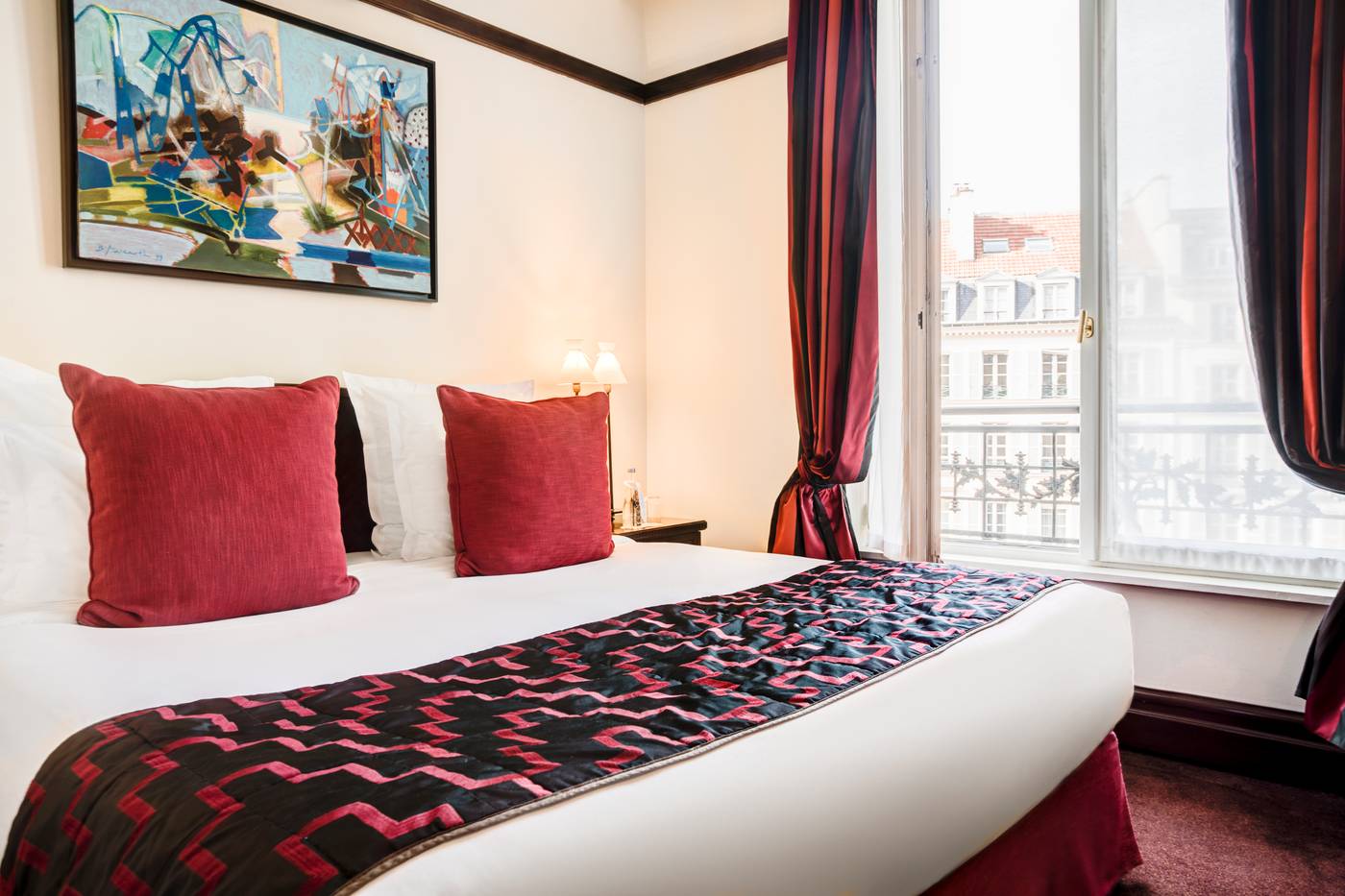 Hotel-Signature-Saint-Germain-des-Pres-Room-34