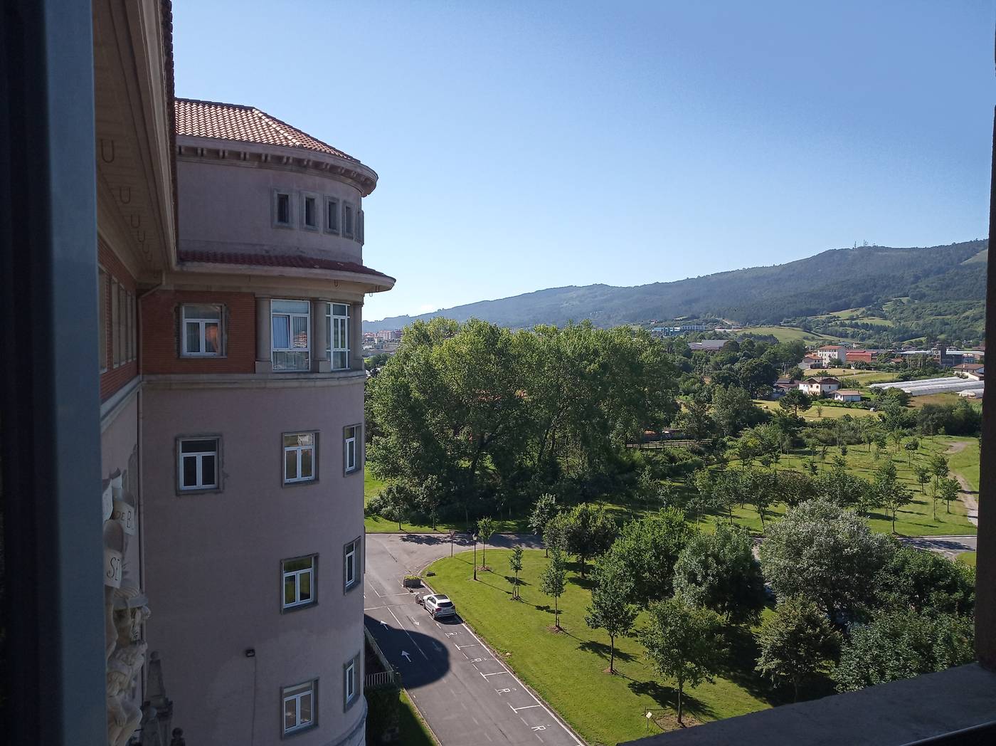 Hotel Seminario Aeropuerto Bilbao-Spain-DERIO-General view-7