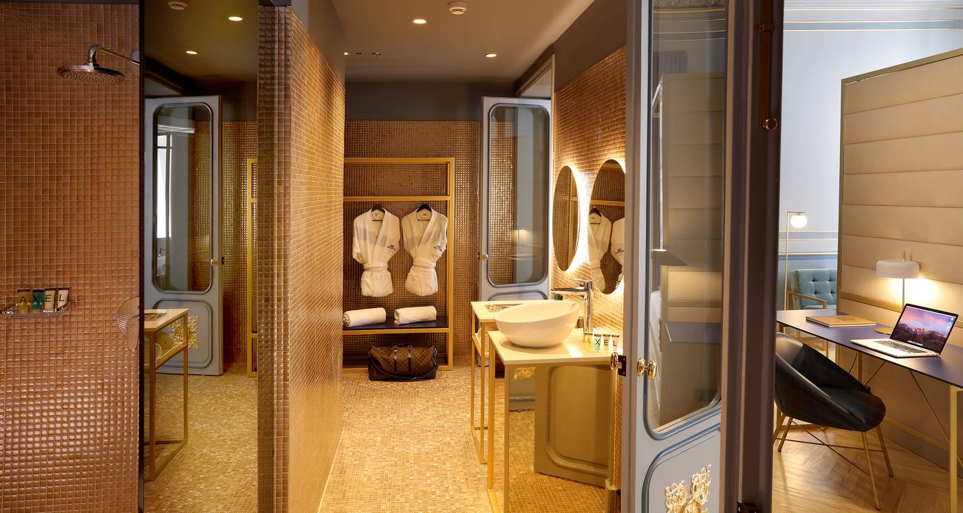 Axel-Hotel-Madrid---Adults-Only-Room-37