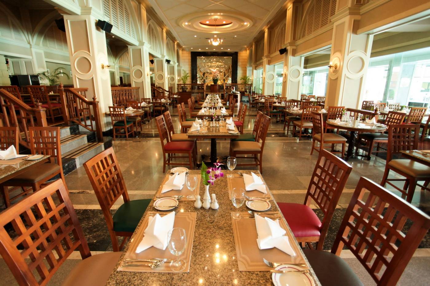 Patong-Resort--SHA-Extra-Plus--Restaurant-48