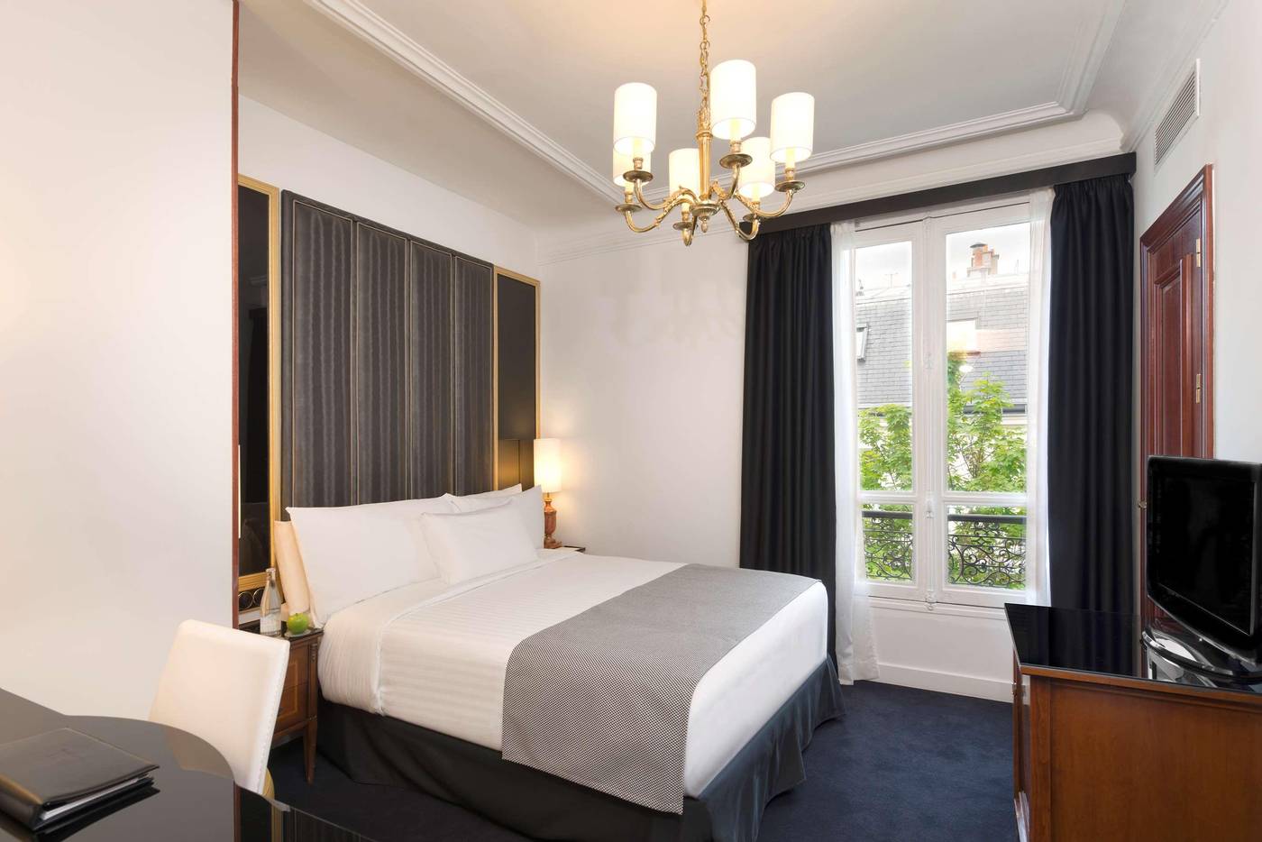 Melia-Paris-Champs-Elys----es-Room-18