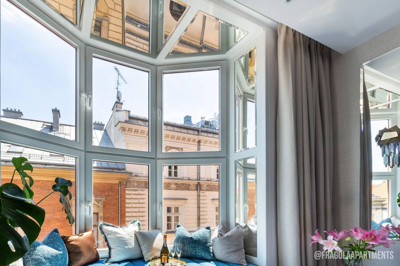 Feniks-Fragola-Apartments-Room-13