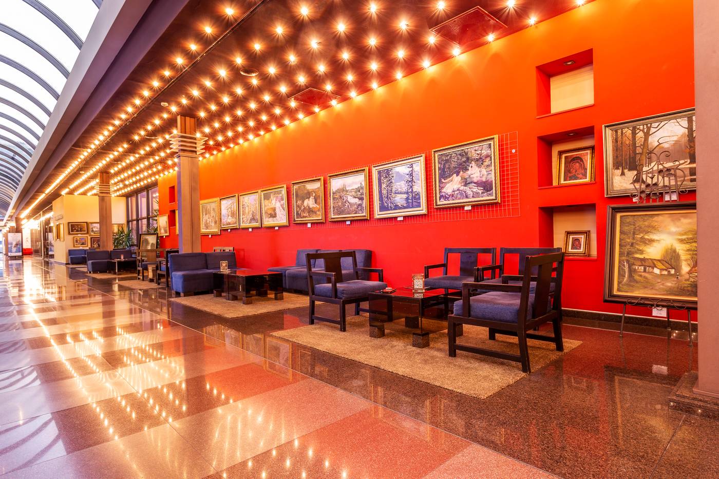 Grand-Hotel-Plovdiv-Lobby-16