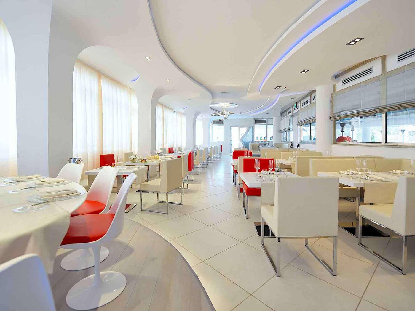 Mercure-Olbia-Restaurant-30