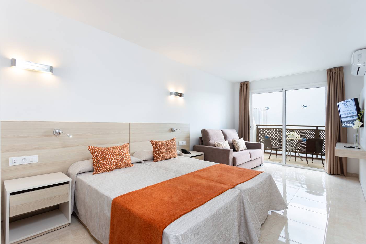 Globales-Tamaimo-Tropical-Room-16