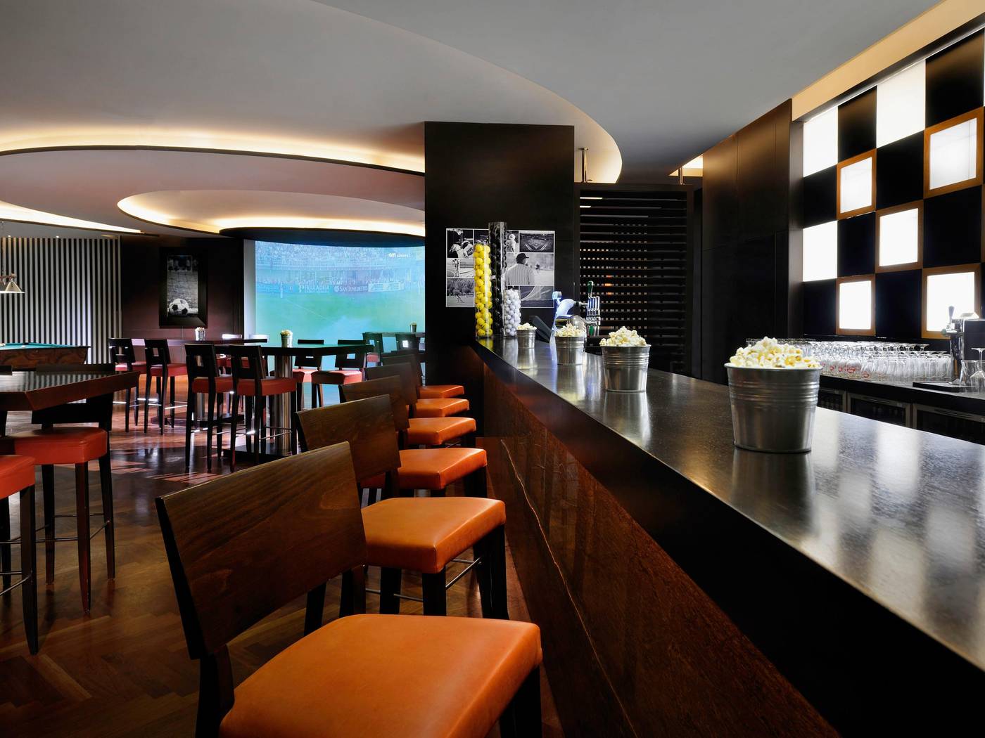 Movenpick-Jumeirah-Beach-Restaurant-71