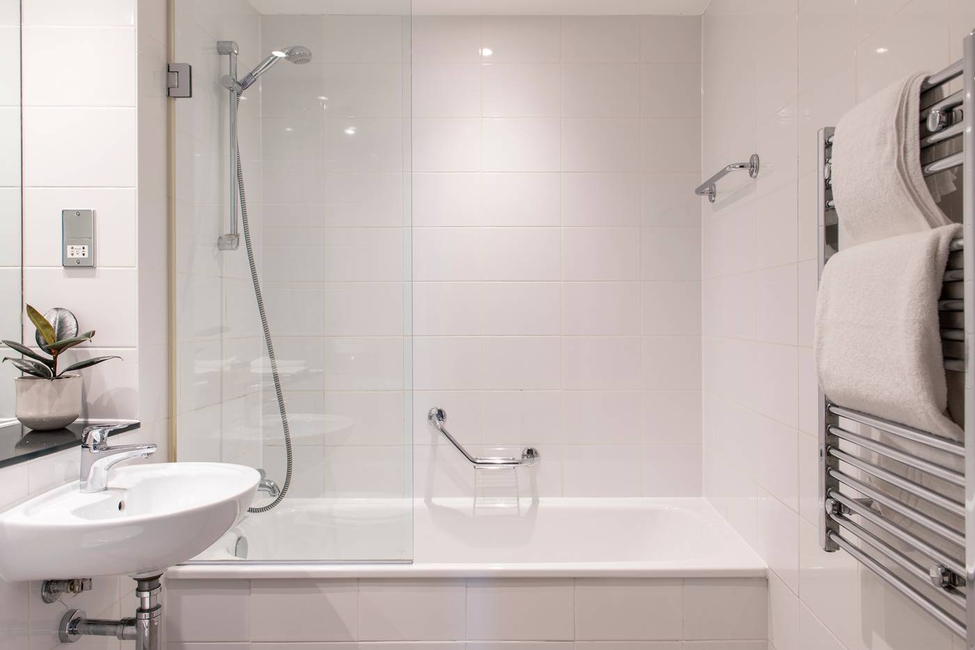 Cove - Paradise Street, Liverpool ONE-United Kingdom-LIVERPOOL-Room-9