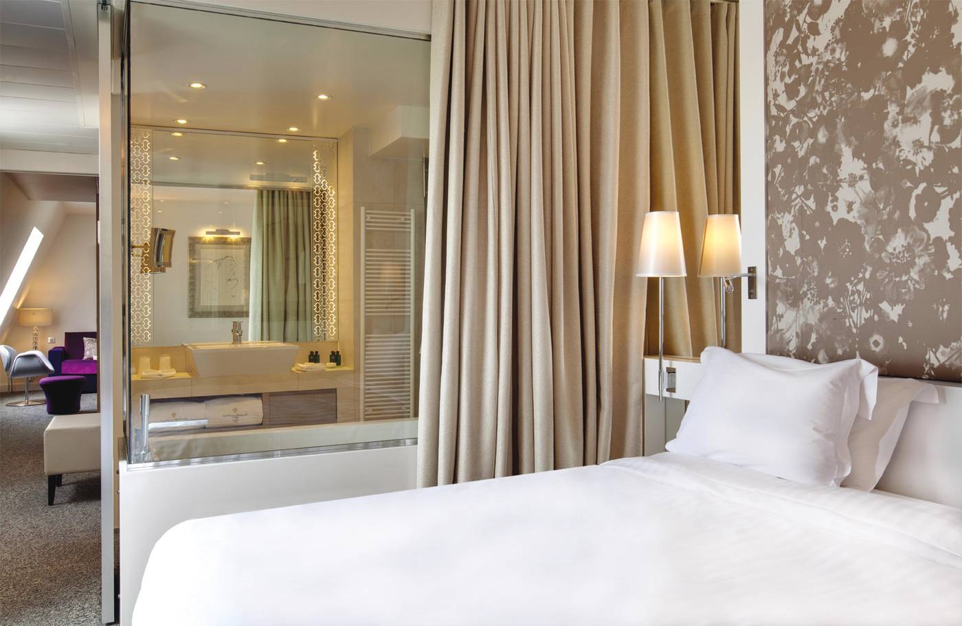 La-Villa-Maillot---Arc-de-Triomphe-Room-37