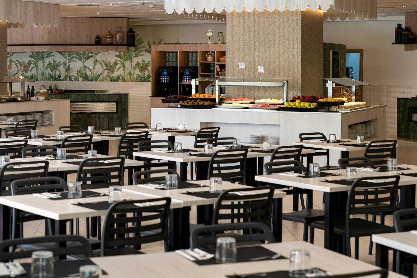 Intur-Orange-Restaurant-31