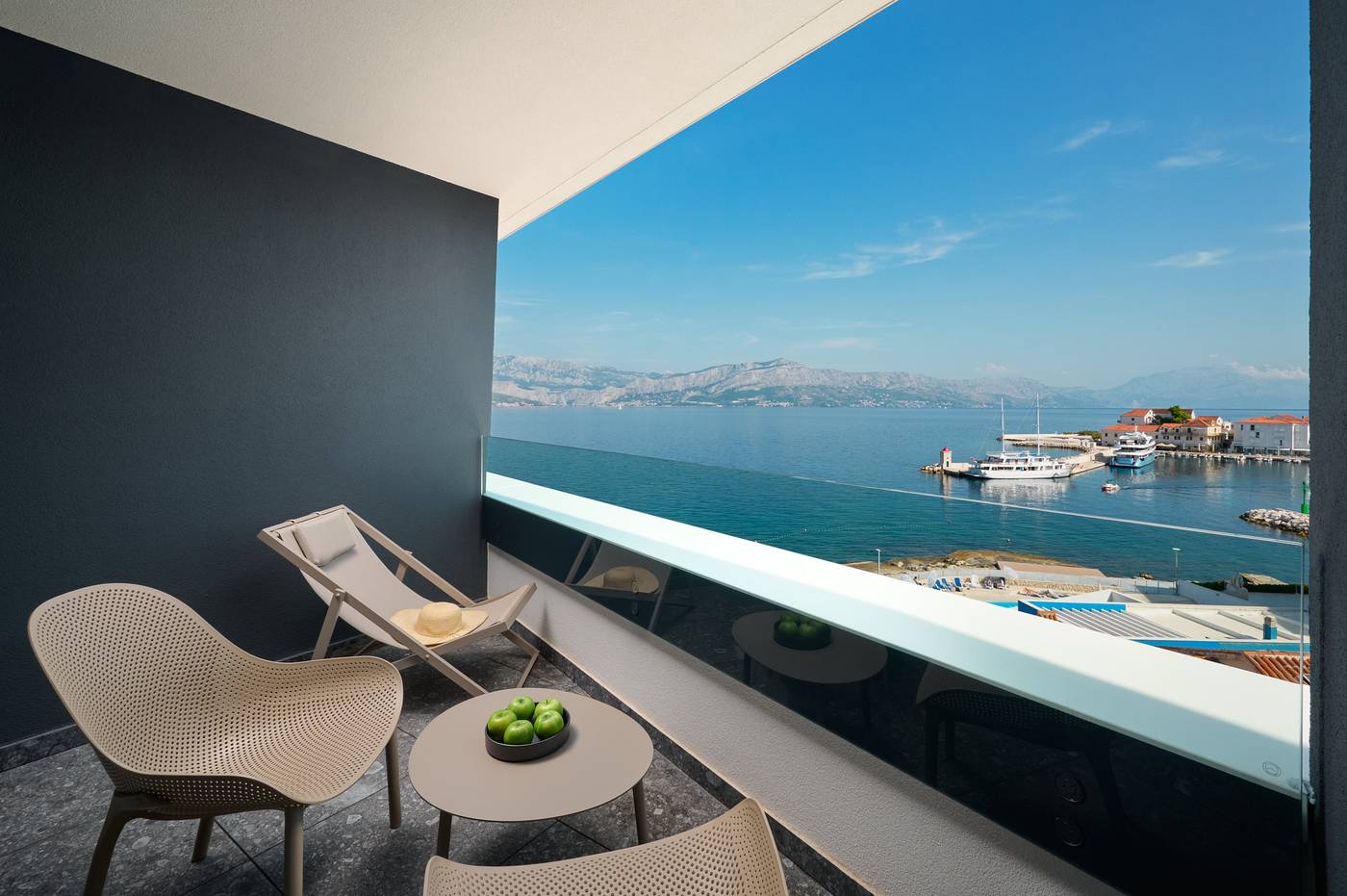 Grand-Hotel-View-Room-55