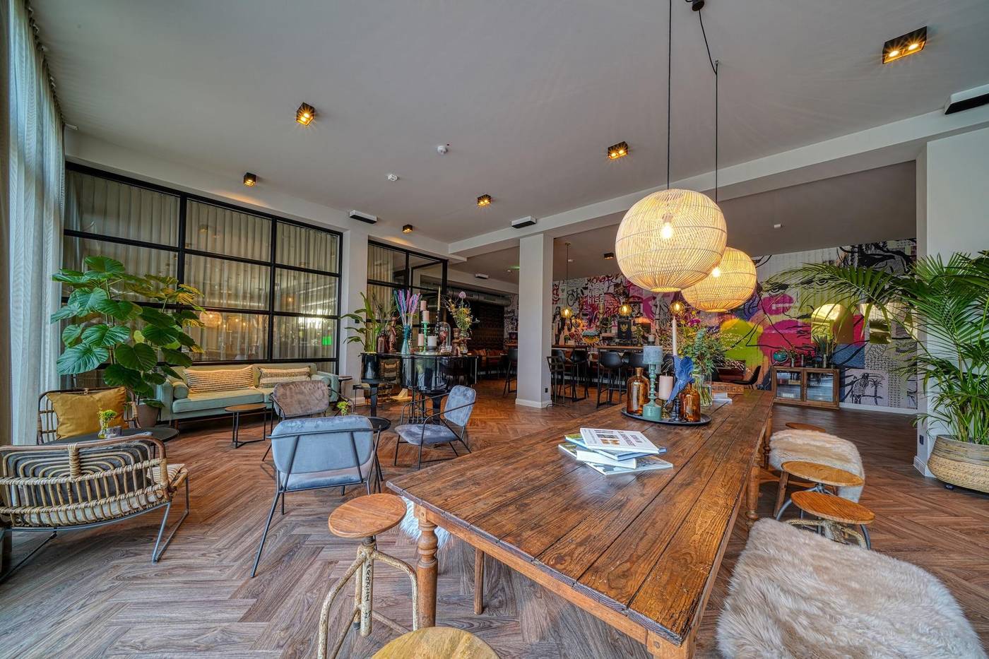 NYCE-Hotel-Bonn-Trademark-Collection-by-Wyndham-Lobby-13