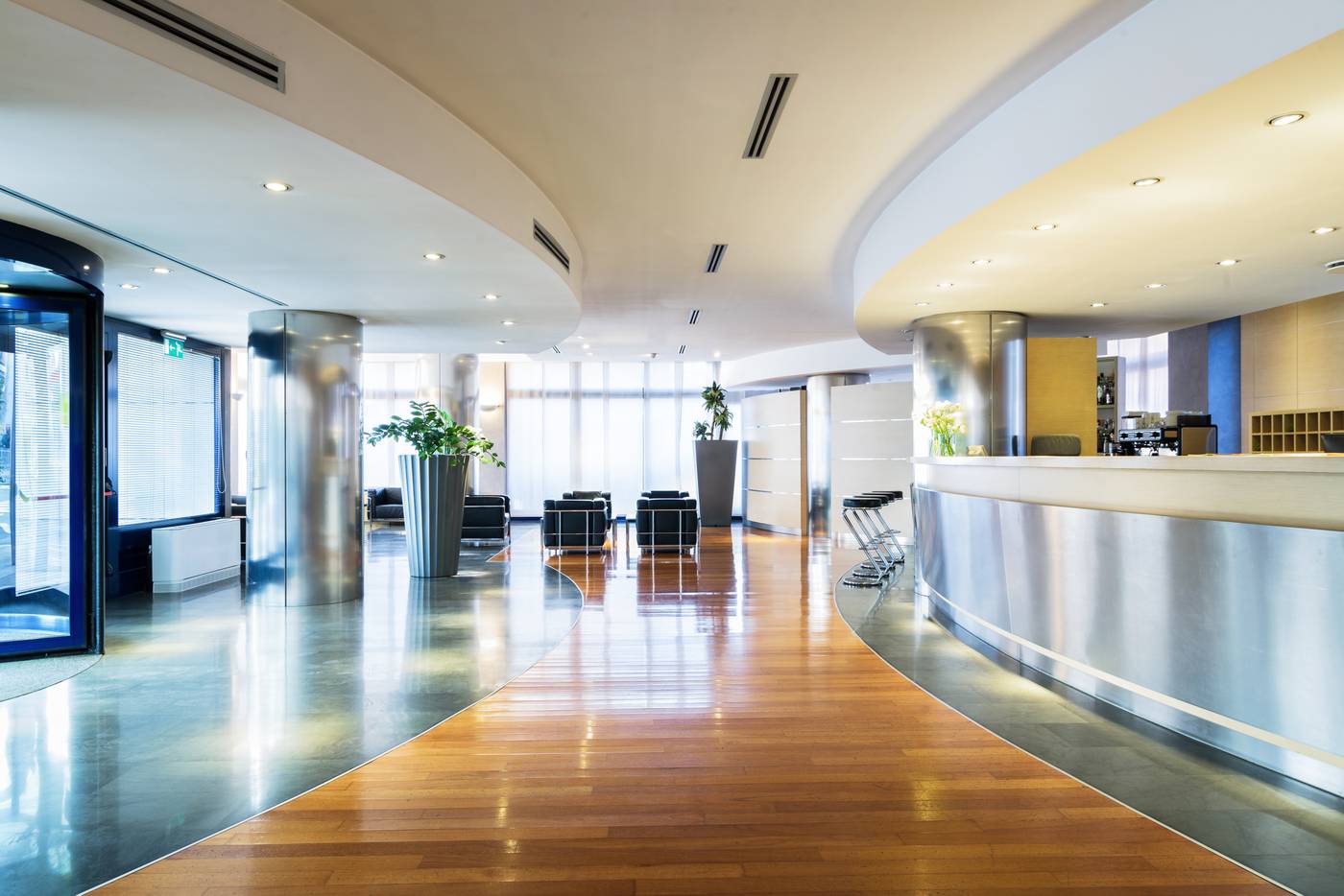 B-B-Hotel-Milano-La-Spezia-Lobby-2