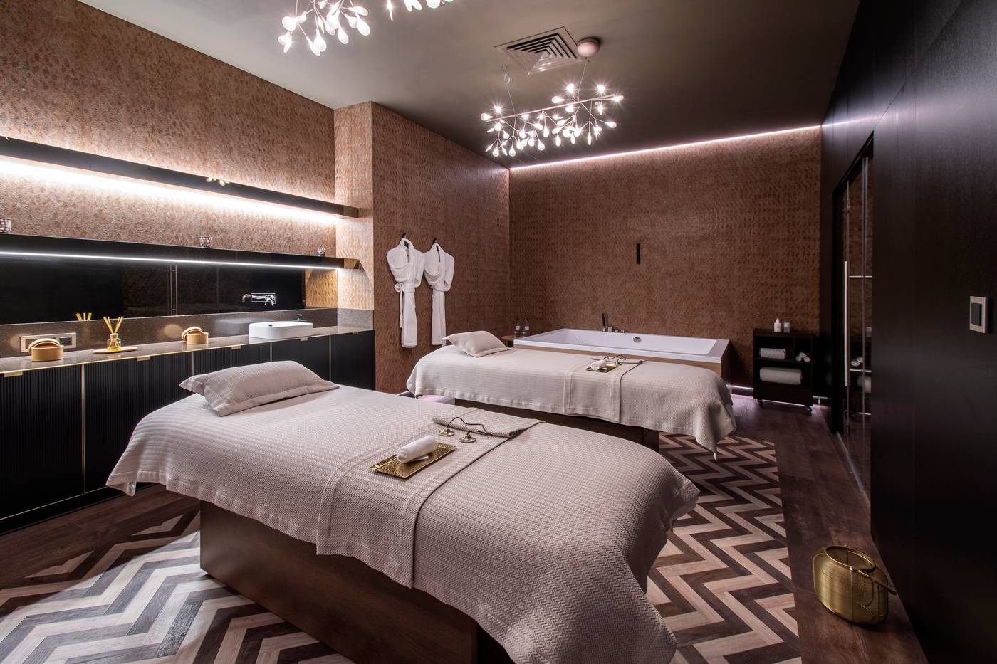 Epic-SANA-Marques-Sports-and-Entertainment-60