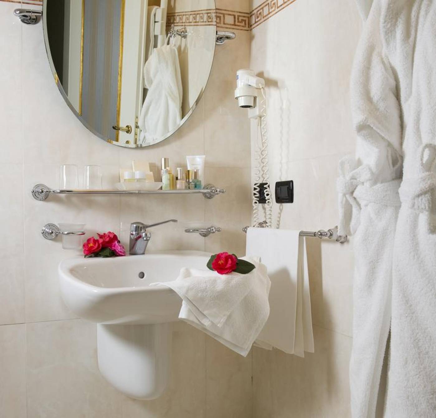 Carlton-on-the-Grand-Canal-Room-34