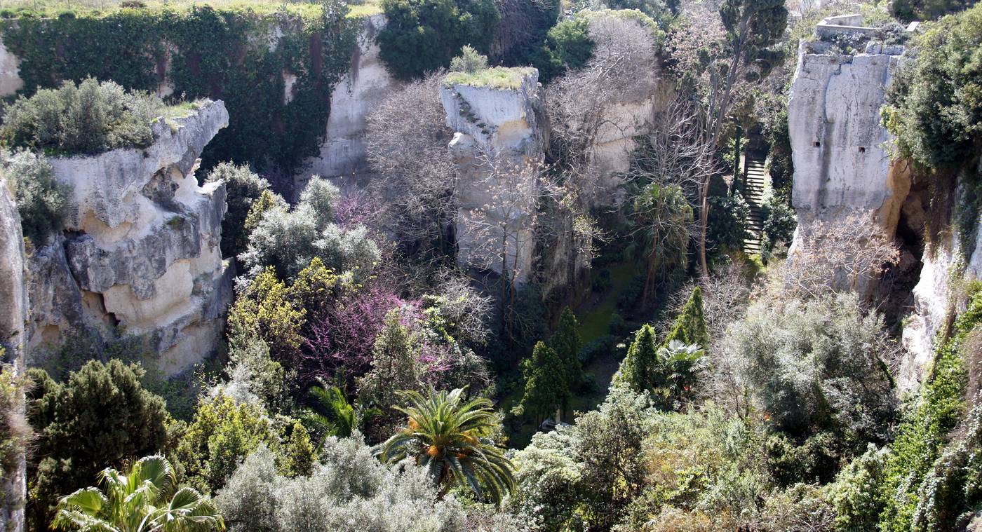 Grand-Villa-Politi-Terrace-42