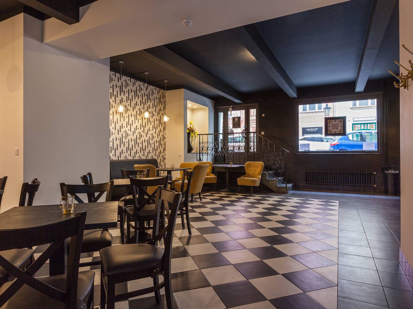 Golden-Prague-Rooms-Lobby-11