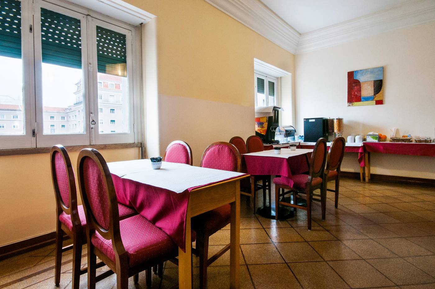 Residencial-Lar-do-Areeiro-Restaurant-7