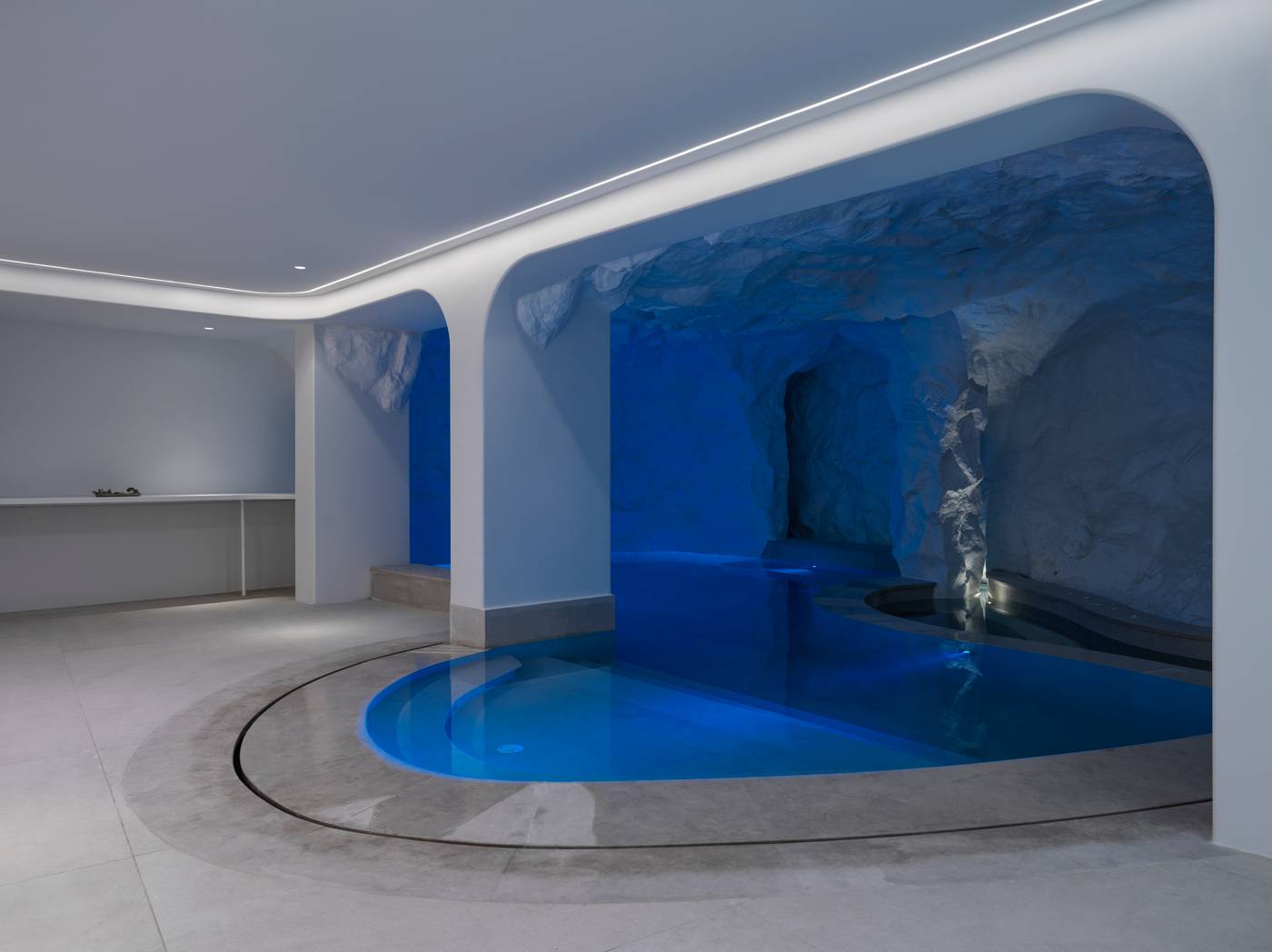 Lovia-Mykonos-Sports-and-Entertainment-67