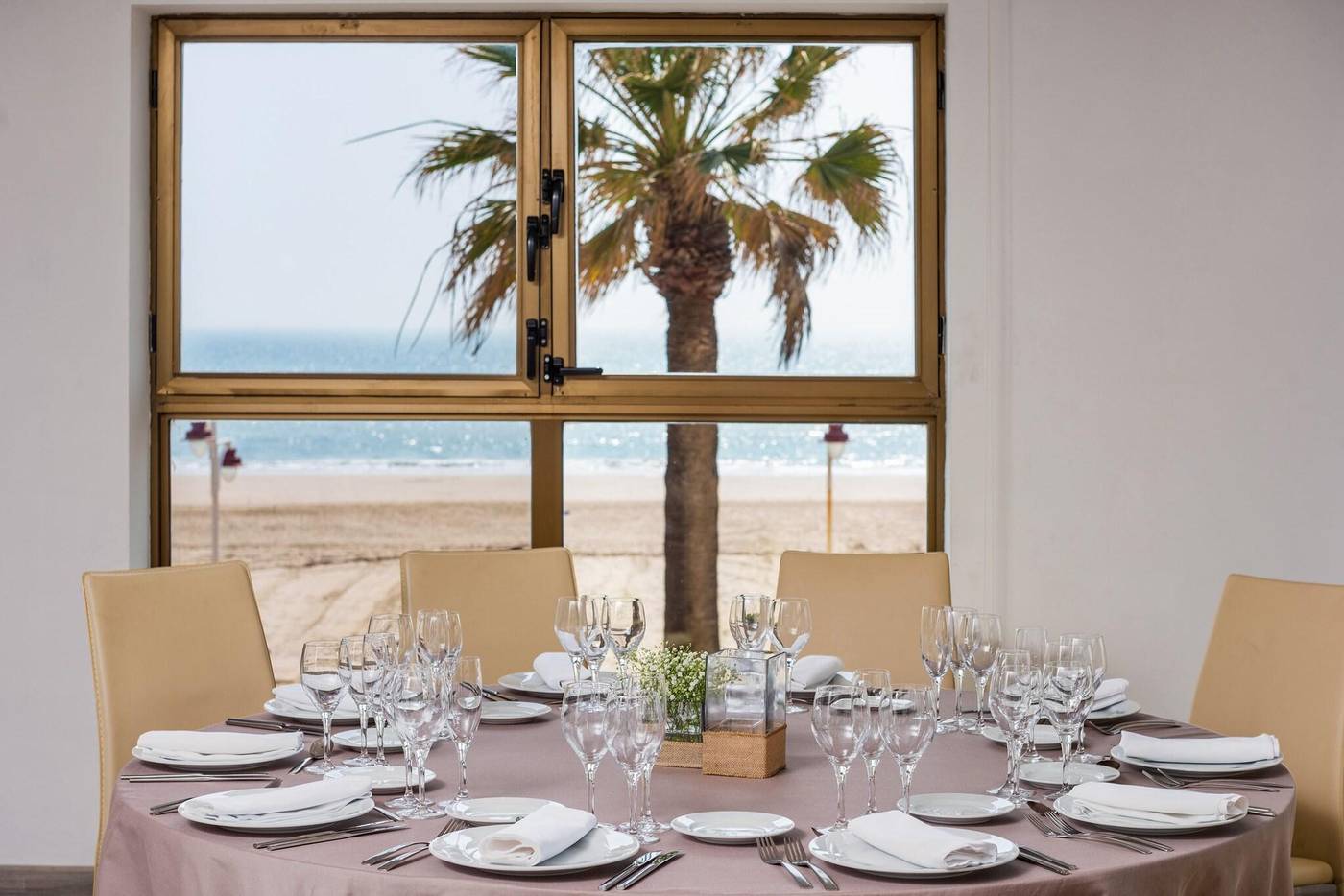 TRYP-Cadiz-La-Caleta-Hotel-Restaurant-4