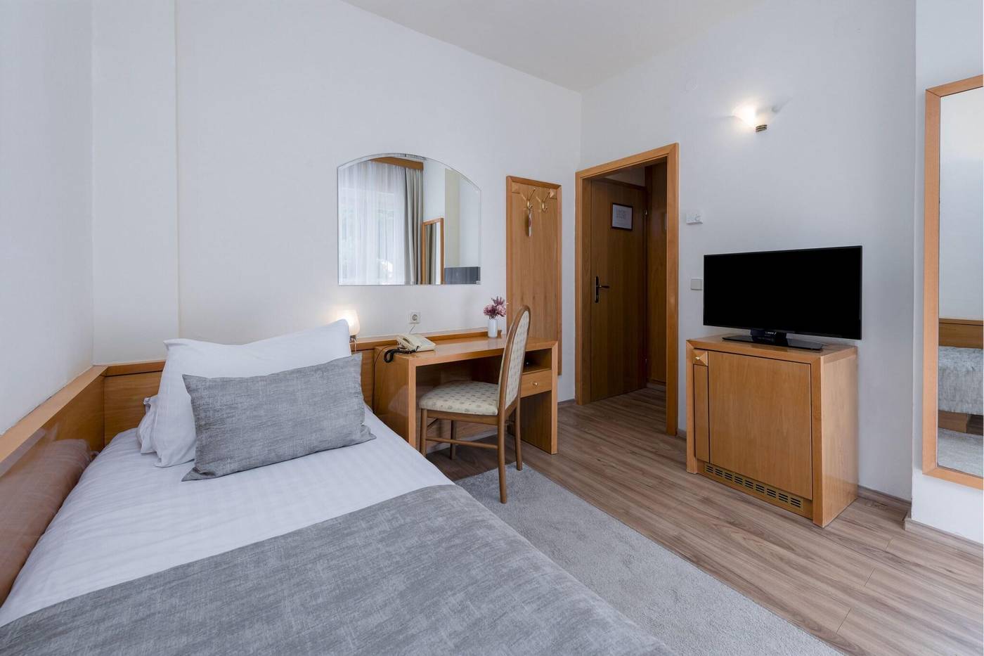 Hotel-Splendid-Room-28